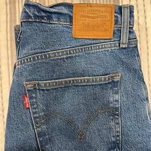 Levi Ribcage Jeans